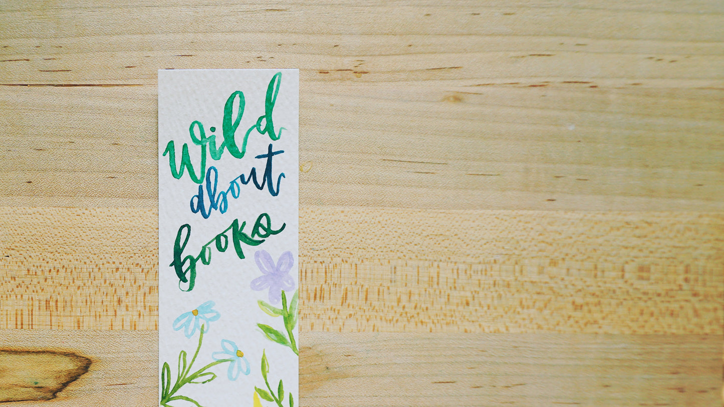 Wild about books (white) - Bookmark