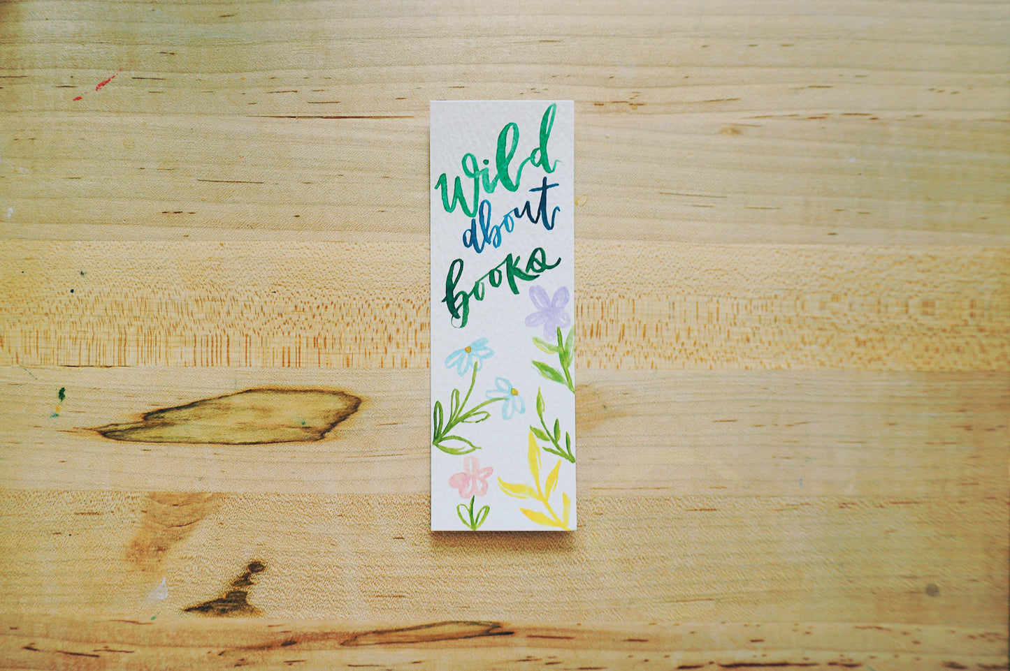 Wild about books (white) - Bookmark