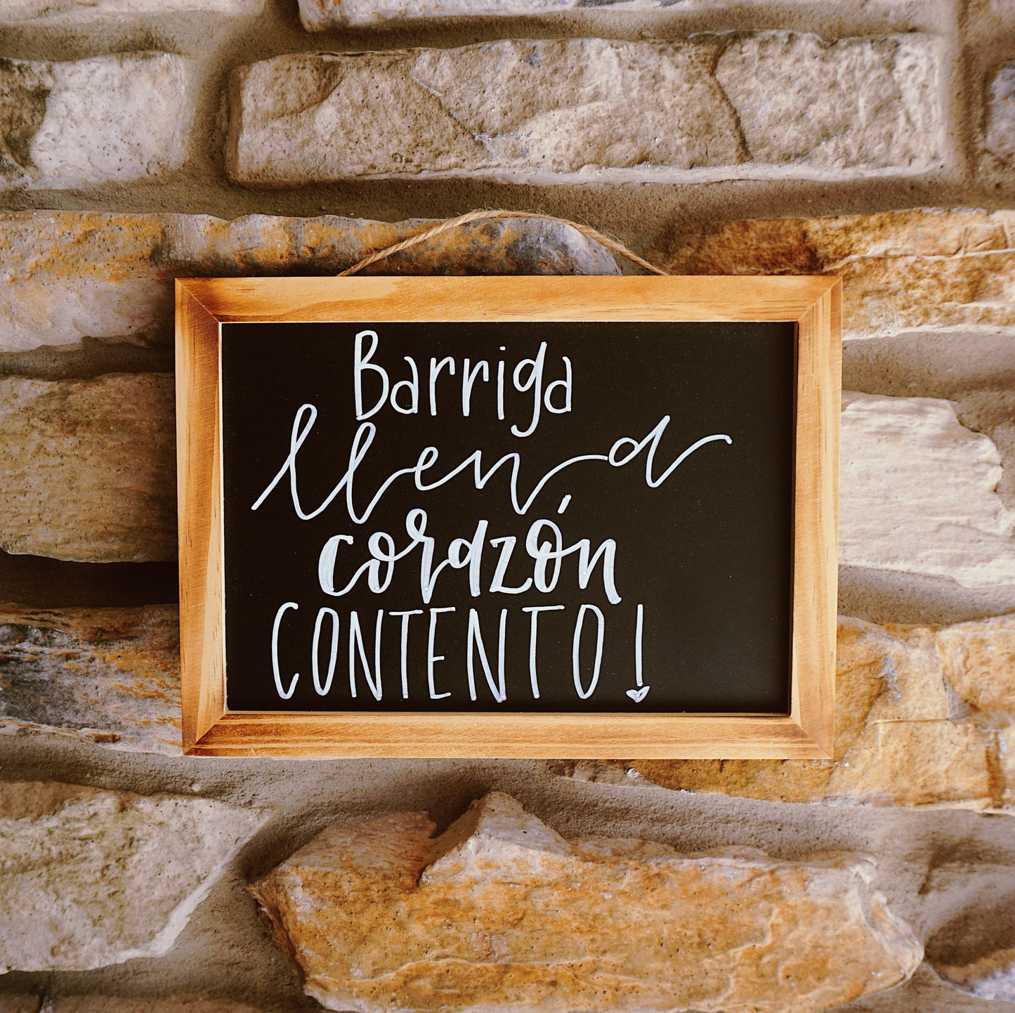 Barriga Llena Corazón Contento - Hanging Chalkboard Sign