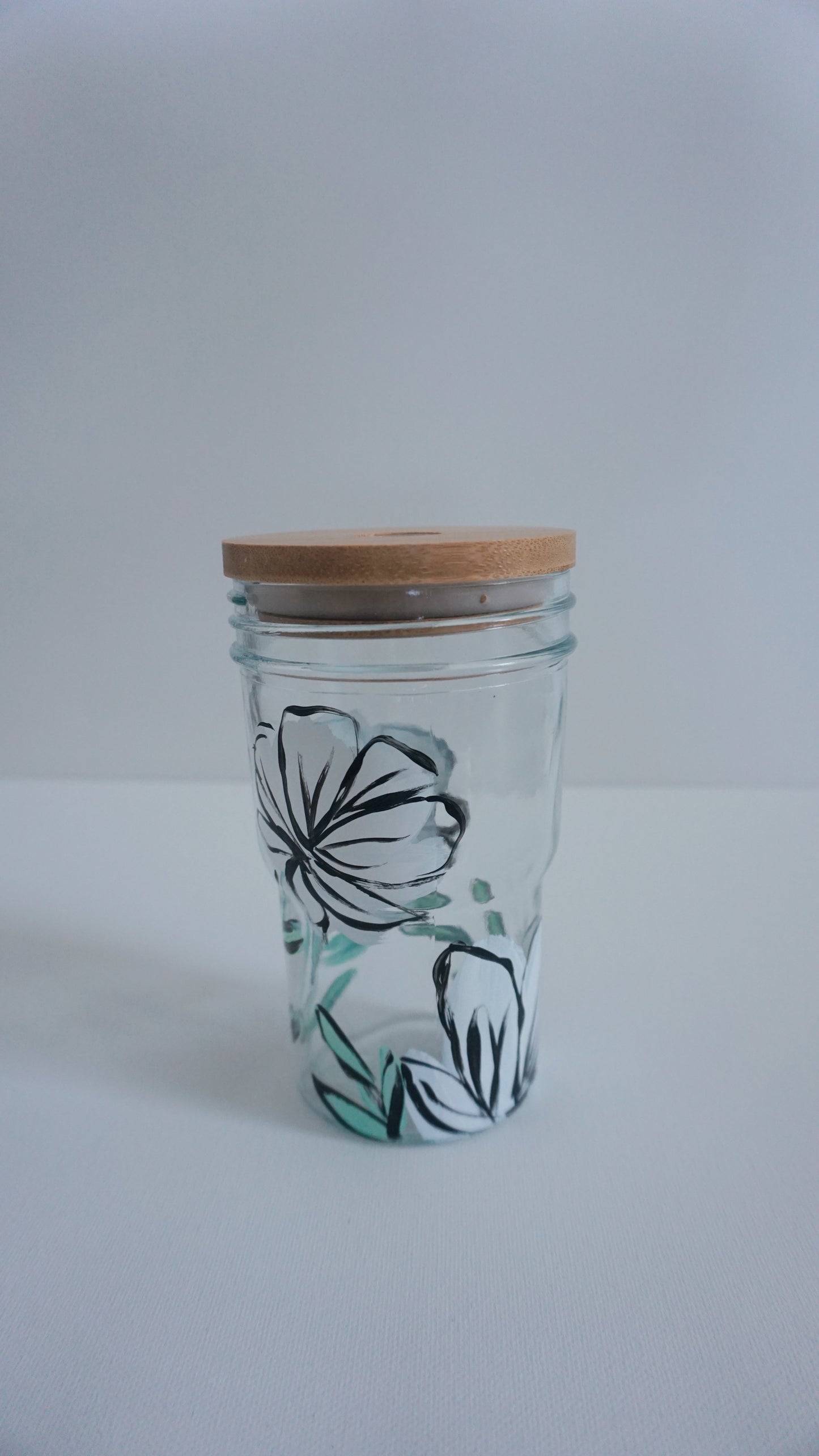 Hand Painted Glass Tumbler with Bamboo Lid and Glass Straw - White Comic Flower